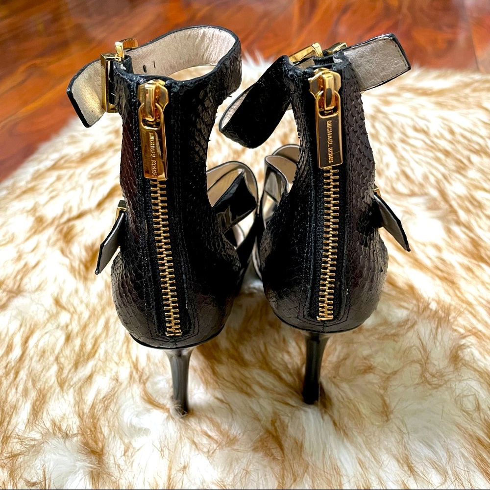 Michael Kors Tamara patent leather peep toe - Picture 10 of 13